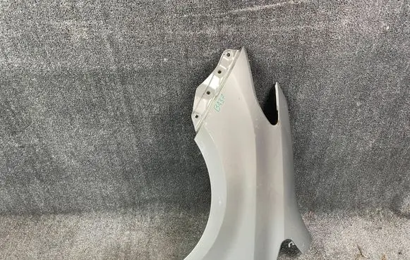 Toyota Sienna XL30 III Fender
