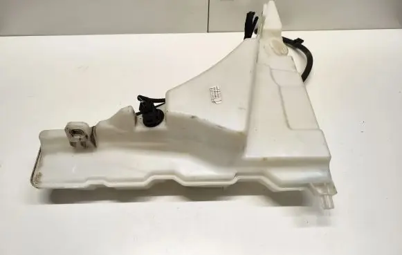Audi A6 S6 C8 4K Windshield washer fluid reservoir/tank 4K0955451F