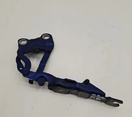 Engine bonnet/hood hinges