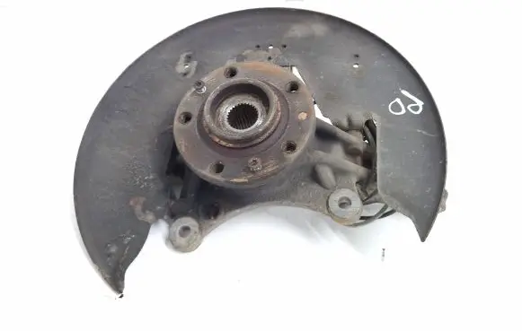 Front wheel hub