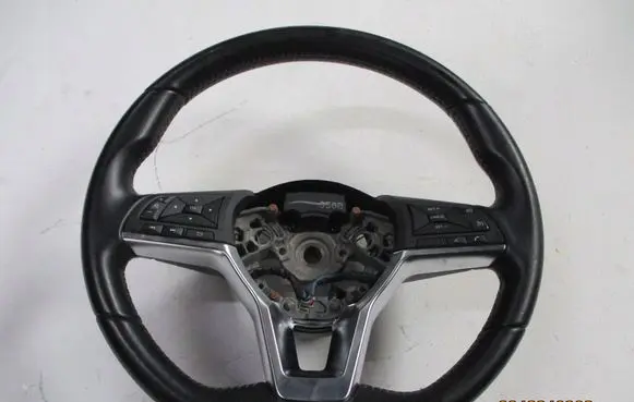 Nissan Qashqai Steering wheel 