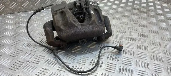 Mercedes-Benz E W212 Front brake caliper