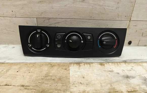 BMW 1 E81 E87 Climate control unit 6411698806401 060151022 A2C53164830