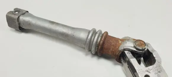 Mercedes-Benz C W204 Steering column universal joint A2044620078