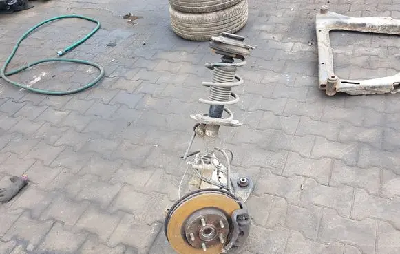 Nissan Pulsar Front suspension assembly kit set
