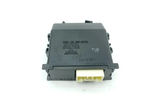 Toyota Corolla E210 E21 Door central lock control unit/module 8597048040
