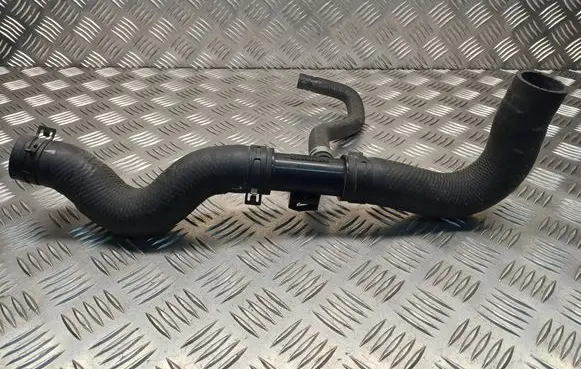 Nissan X-Trail T31 Engine coolant pipe/hose 