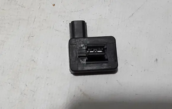 Ford Mach-E I Aerial antenna amplifier MU5T14G618BD