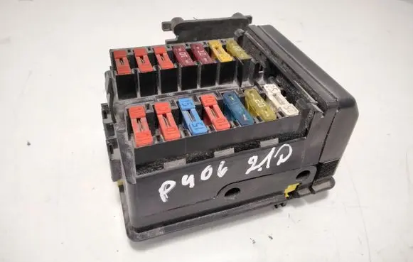 Peugeot 406 Fuse box set 9608173180