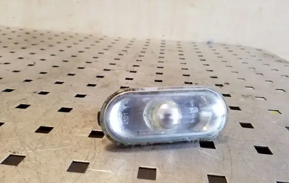 Volkswagen Golf IV Front fender indicator light 1J0949117