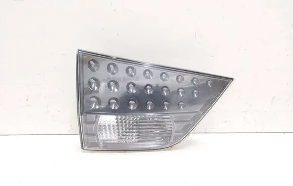 Mitsubishi Outlander Tailgate rear/tail lights 1146356L SAER04D0T A046017