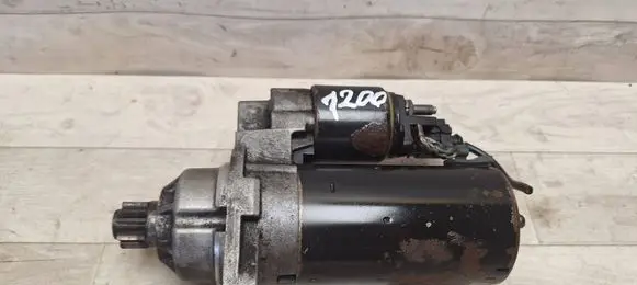 Volkswagen Touran I Starter motor 