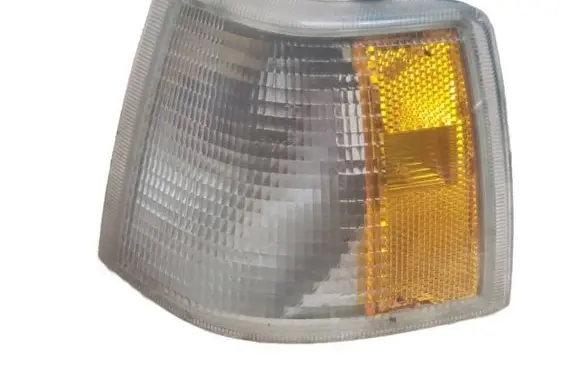 Volvo 850 Front indicator light 6817769 9151450