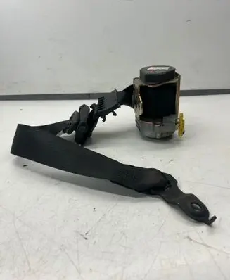 Mercedes-Benz E W211 Front seatbelt 561014701 A2118600185