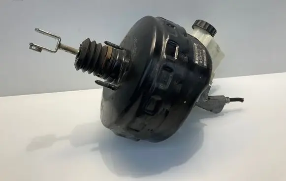 Mercedes-Benz C W204 Master brake cylinder A2044301130 2044301130