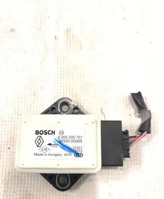 Nissan Qashqai+2 ESP acceleration yaw rate sensor 479300006R 0265005759