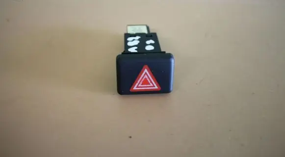 Audi A4 S4 B7 8E 8H Hazard light switch 8E0941509