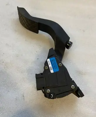 Audi A6 S6 C5 4B Accelerator throttle pedal 6PV00837602