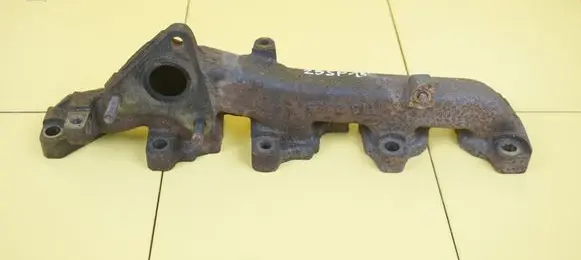 Opel Corsa E Exhaust manifold 55249434 B13DTE