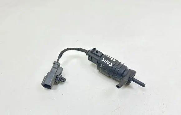 Honda Civic Windscreen/windshield washer pump 3043126