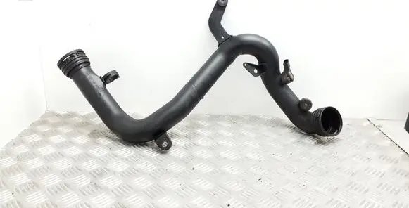 Intercooler hose/pipe