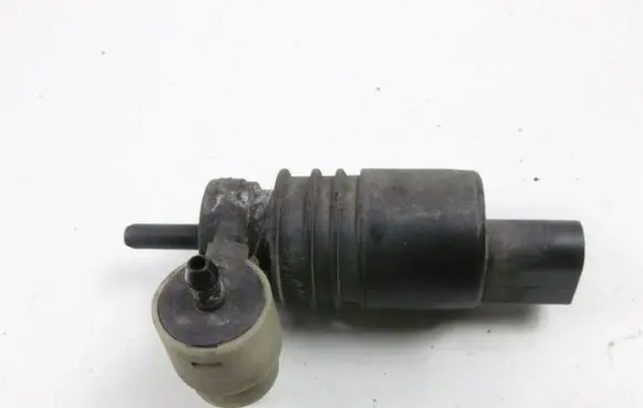 Skoda Octavia Mk2 (1Z) Windscreen/windshield washer pump
