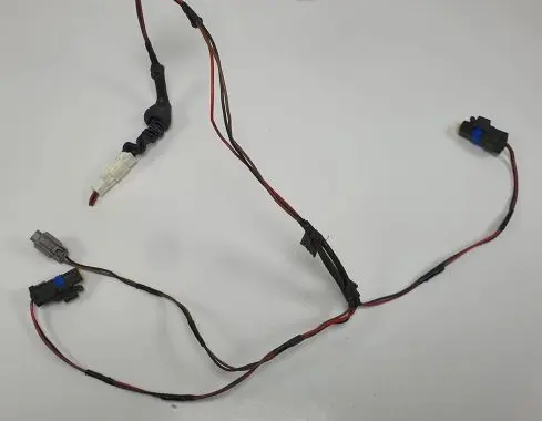 Nissan Primera Tailgate/trunk wiring harness 24055-AU200