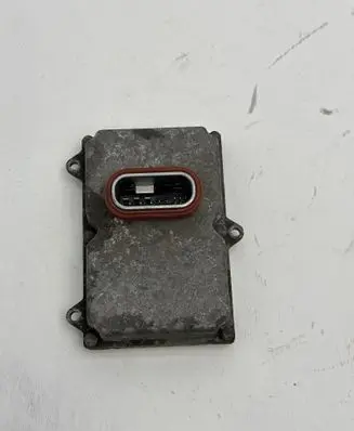 Mercedes-Benz E W211 Headlight ballast module Xenon A0028202426