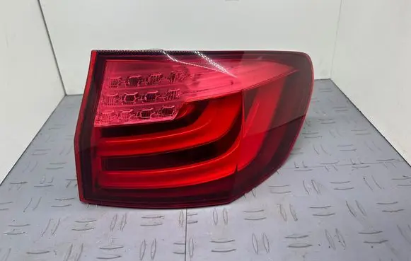 BMW 5 F10 F11 Tailgate rear/tail lights 