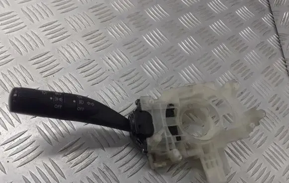 Subaru Forester SH Indicator stalk 17A0895