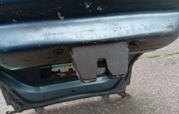 Peugeot 407 Tailgate/trunk/boot lock/catch/latch