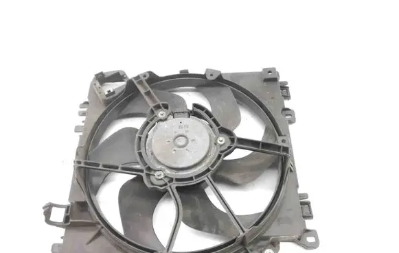 Nissan Note (E11) Radiator cooling fan shroud 1831442016