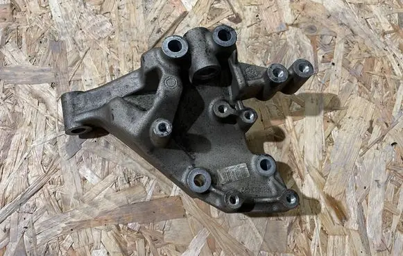 Fiat Ducato Engine mounting bracket 5801988388