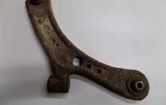 Suzuki SX4 S-Cross Front lower control arm/wishbone 4gfhsu0zc1ef