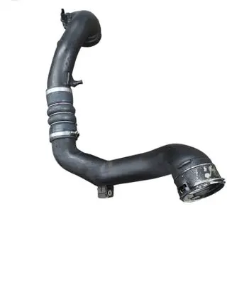 BMW 5 F10 F11 Intercooler hose/pipe 7582314