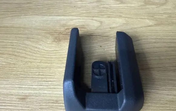 Volvo S80 Front passenger seat rail trim 30675580