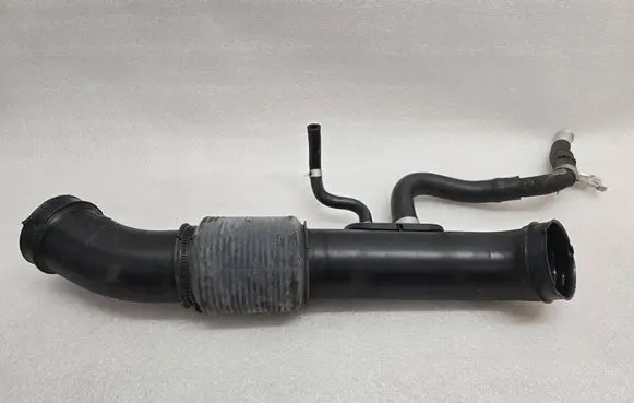 KIA Sorento IV Air intake duct part 28130P4400