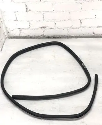 Ford Kuga II Rear door rubber seal (on body) 