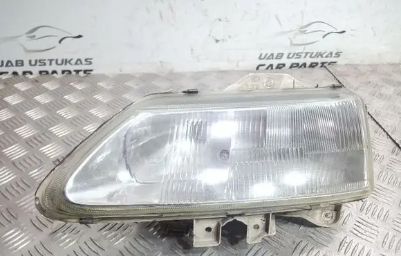 Renault Laguna I Headlight/headlamp 302142617 13996500