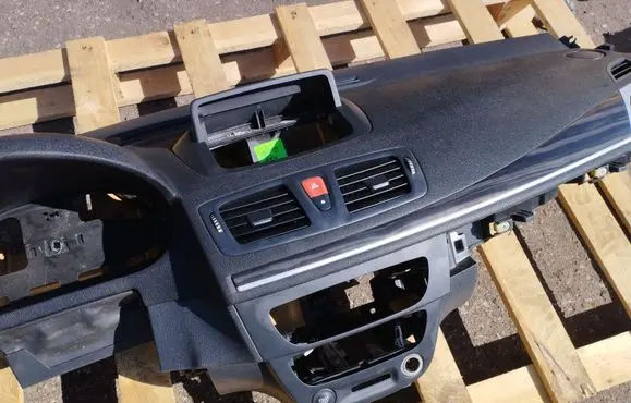 Renault Megane III Dashboard 1004589