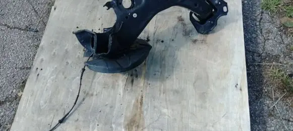 BMW X1 F48 F49 Rear axle beam 0J07