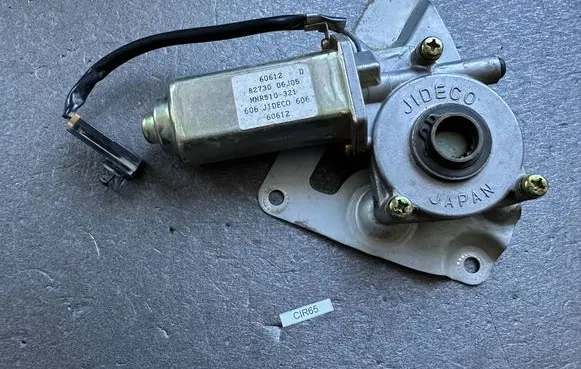 Nissan Patrol Y60 Rear door window regulator motor 8273006J05
