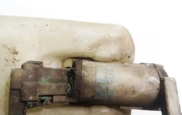 Honda Jazz Windscreen/windshield washer pump 2224636A