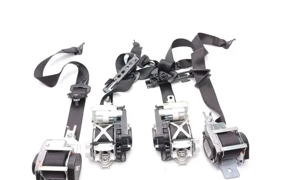 Mercedes-Benz GLE (W166 - C292) Set of seat belts A1668601300 A1668603285 A1668601400