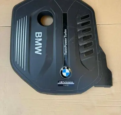 BMW 4 F36 Gran coupe Engine cover (trim) 14389712