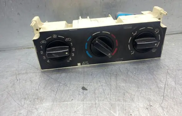 Peugeot Partner Climate control unit 20070820 030807DA