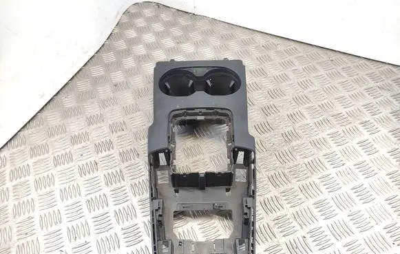 Audi A3 S3 8V Center console 8V1864261F