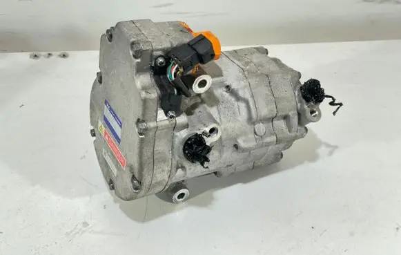 KIA Niro Air conditioning (A/C) compressor (pump) 977E1AT100