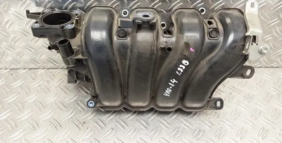 Toyota Yaris Intake manifold
