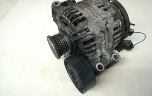 BMW 1 E81 E87 Generator/alternator 0124325116 7532964-06